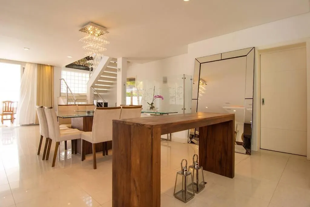 Casa Mansao Reveillon Jurere In 100Mts Da Praia Florianópolis 0*,  Brasilien